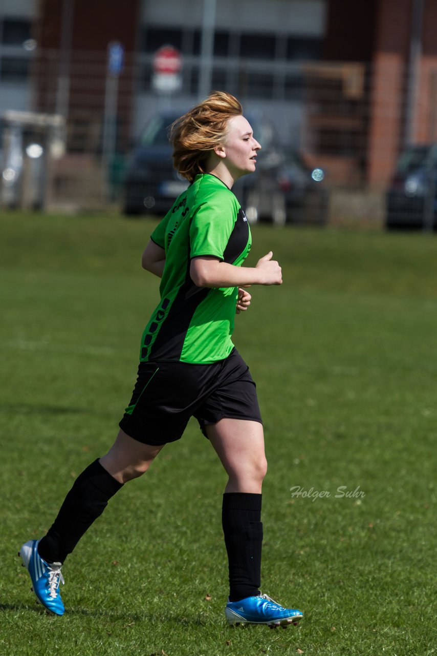 Bild 188 - Frauen Schmalfelder SV - TSV Siems : Ergebnis: 1:0